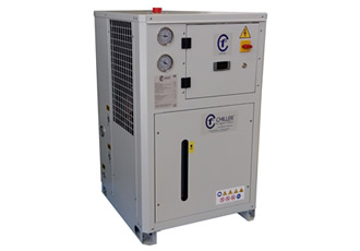 Freezing maintenance costs with small process chiller range