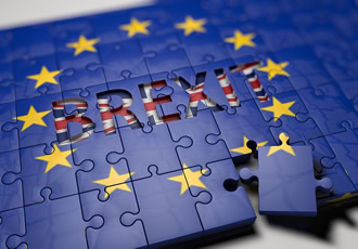 Manufacturers call for a Brexit deal reducing risk of economic shock