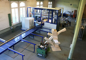 Wood machining centre uses 28-axis CNC system