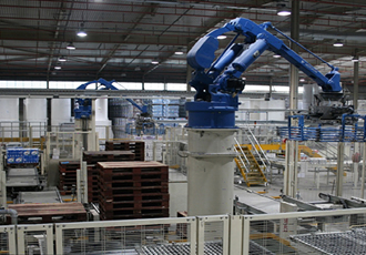 Robot control brought to tissue packing line