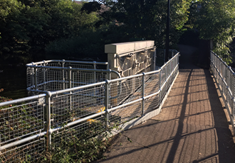 Sluice gates are eel-friendly 