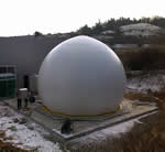 Double-membrane biogas holders  -  Call for worldwide safety standards